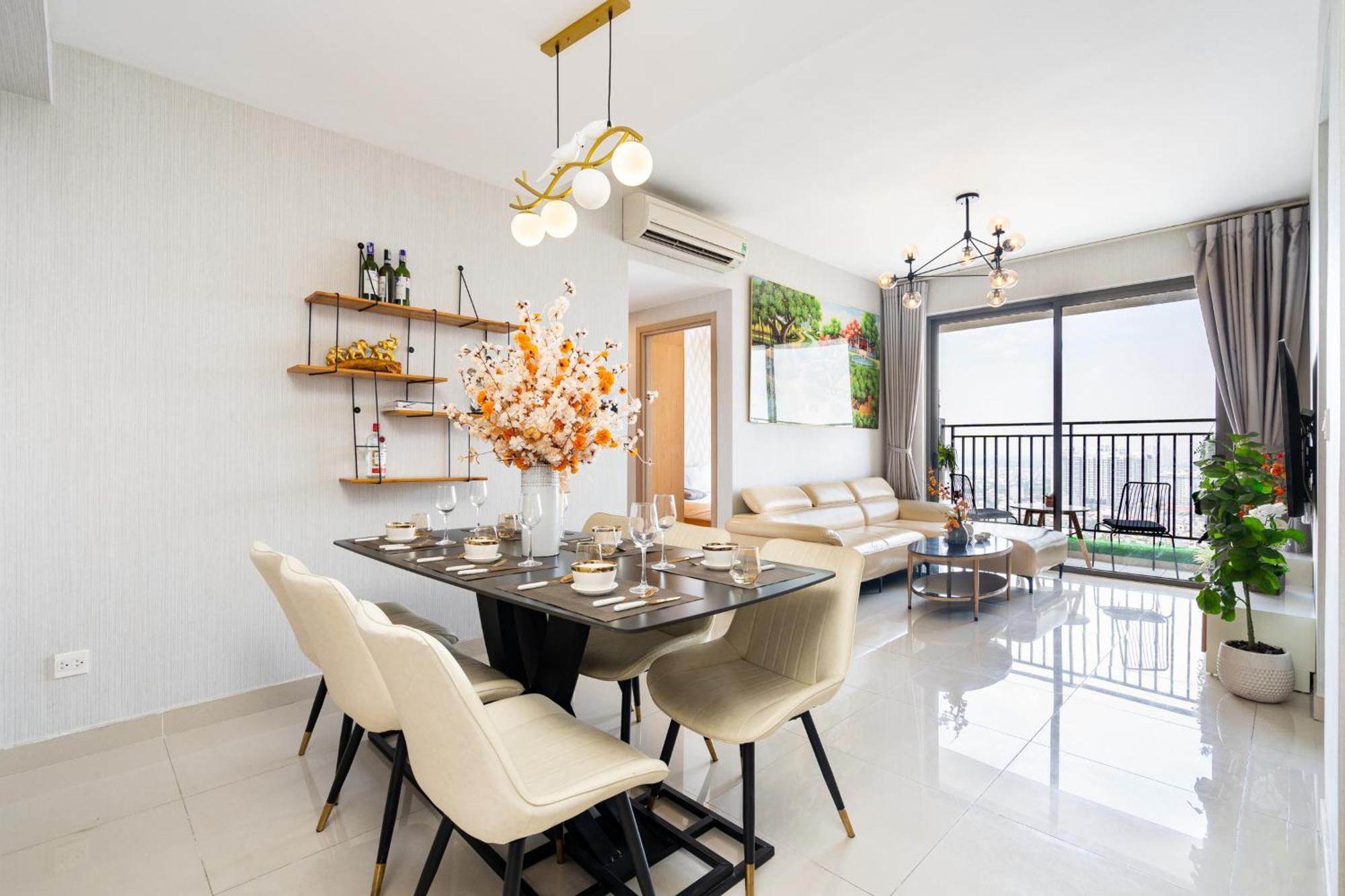 Awesome Rivergate Apartment - Cbd In Hcm City Хошимин Екстериор снимка
