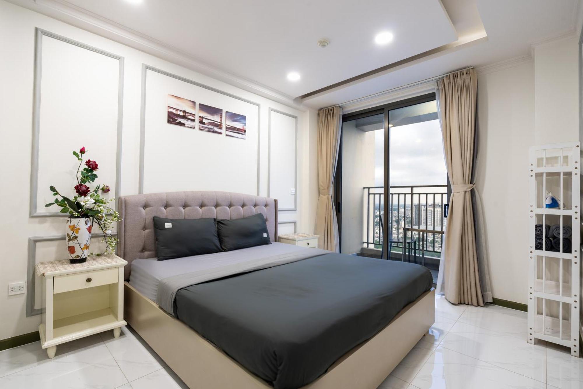 Awesome Rivergate Apartment - Cbd In Hcm City Хошимин Екстериор снимка