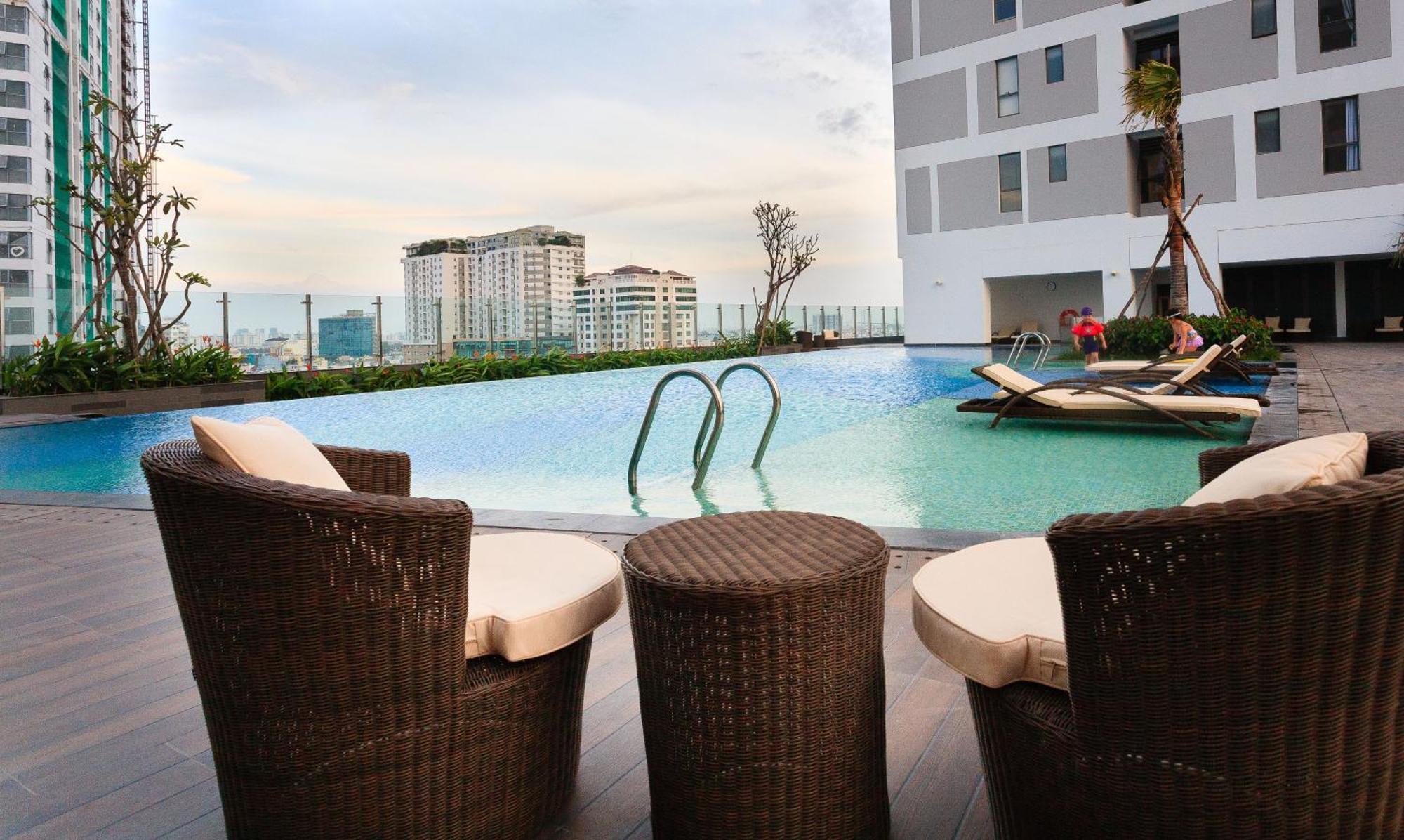 Awesome Rivergate Apartment - Cbd In Hcm City Хошимин Екстериор снимка