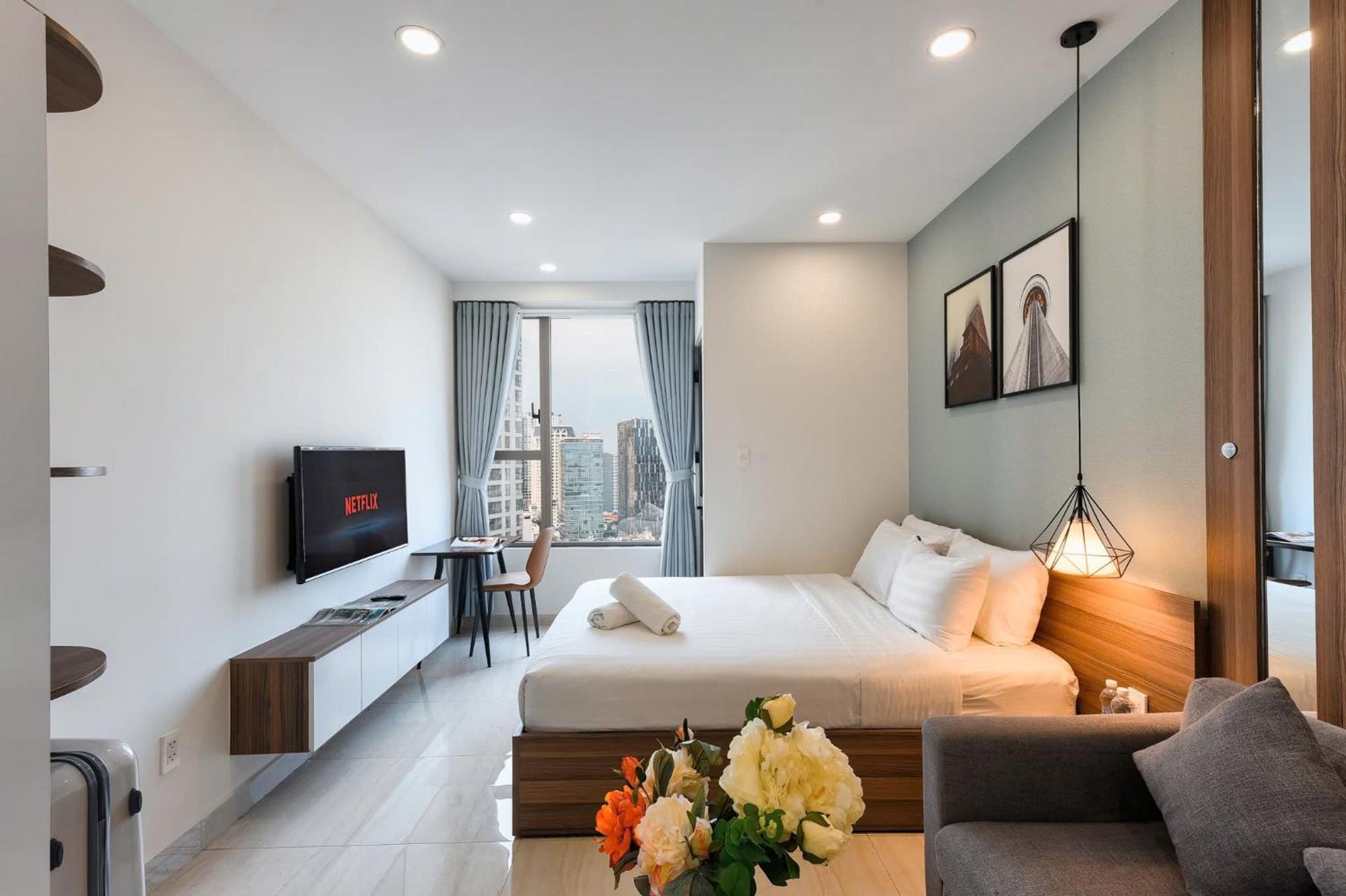 Awesome Rivergate Apartment - Cbd In Hcm City Хошимин Екстериор снимка