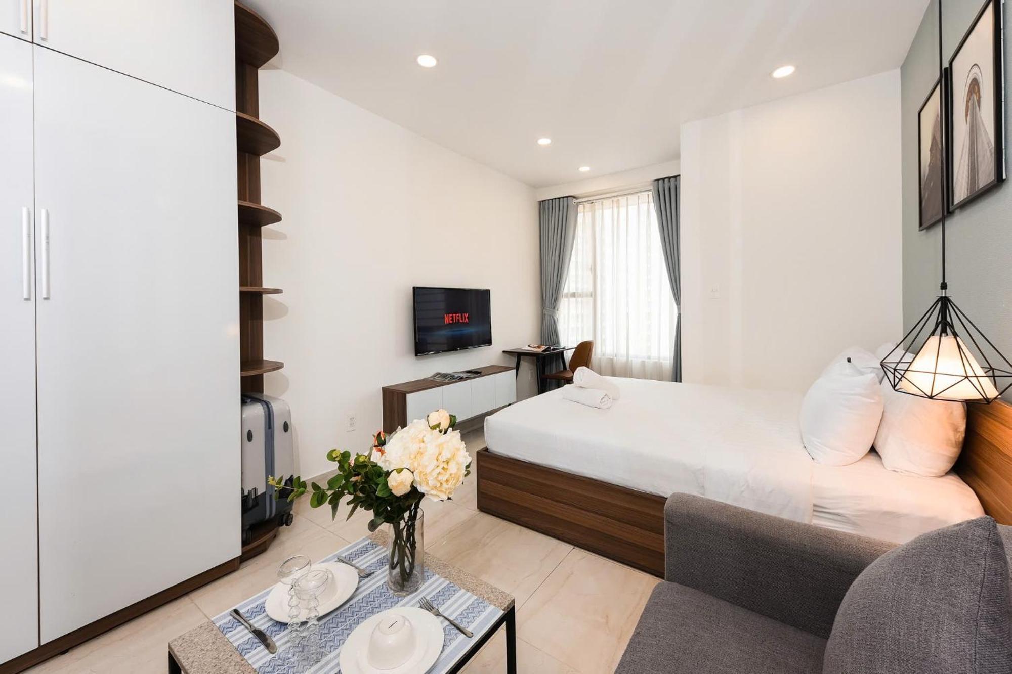 Awesome Rivergate Apartment - Cbd In Hcm City Хошимин Екстериор снимка