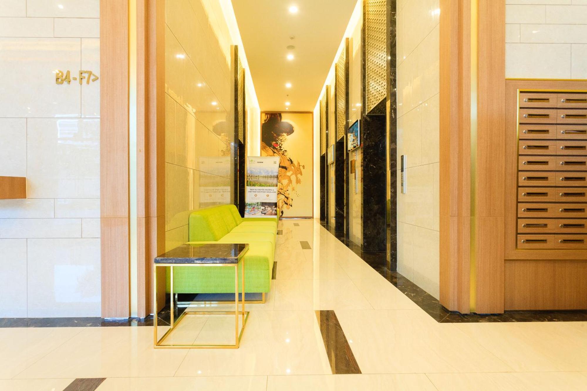 Awesome Rivergate Apartment - Cbd In Hcm City Хошимин Екстериор снимка