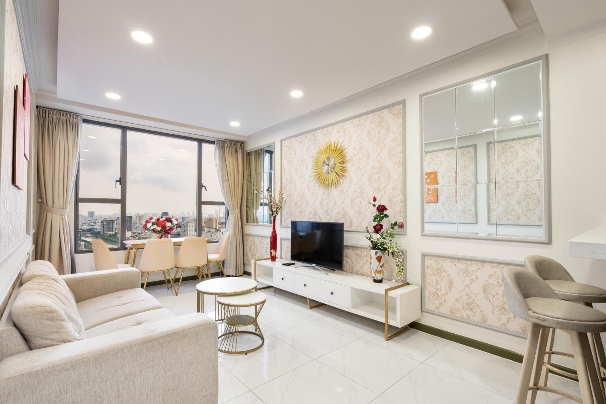 Awesome Rivergate Apartment - Cbd In Hcm City Хошимин Екстериор снимка